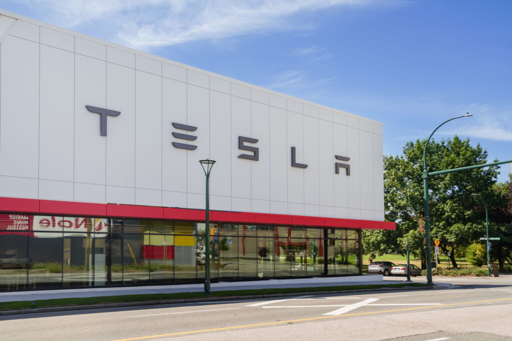 Tesla Service Centre