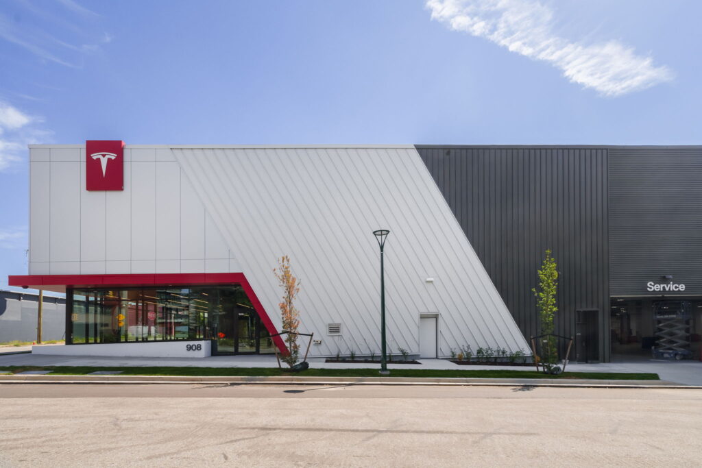 Tesla Service Centre
